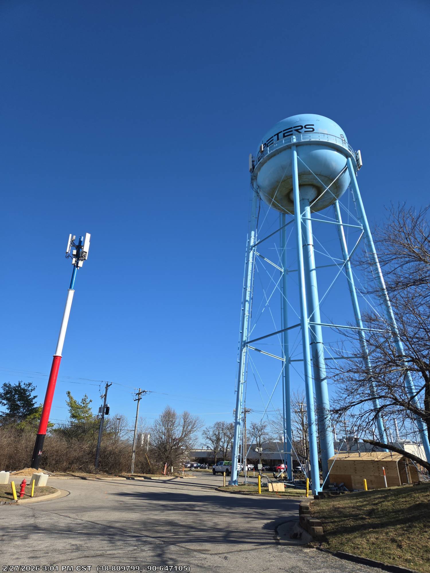 Vertical Mobility temporary cell tower deployed in residential area